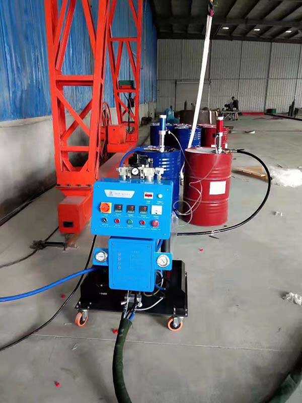 Q2600鄭州聚氨酯噴涂機(jī)