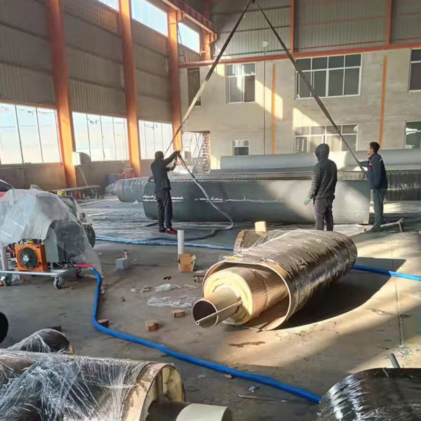 聚脲管道防腐無(wú)溶劑聚氨酯噴涂